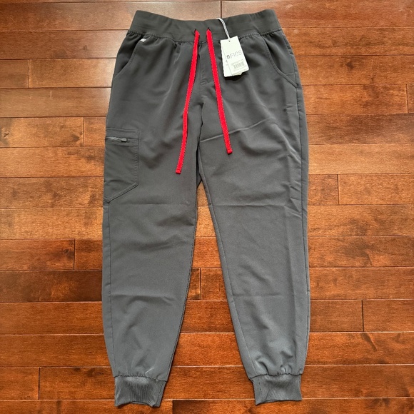 NWT Figs FIONx Zamora Jogger Charcoal Scrub Pants - Picture 1 of 6